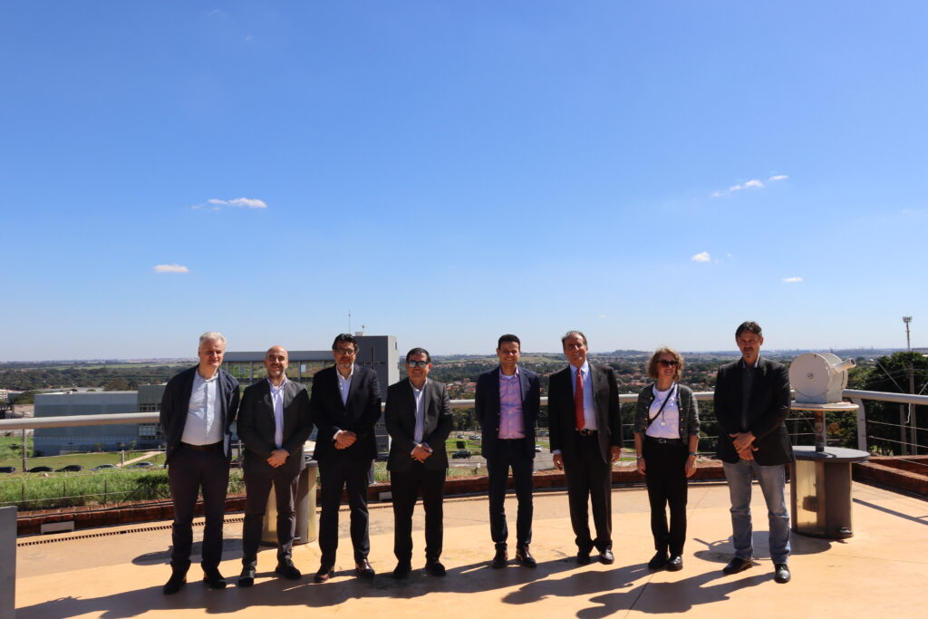 visita da rede magalhães a Unicamp